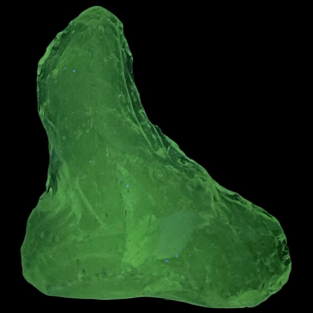 Clear Translucent Art Glass Cullet Glowing Manganese Slag Glass #4GM367‎